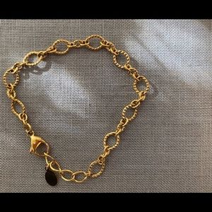 BN Southhill Designs Gold Tone Oval Bracelet
